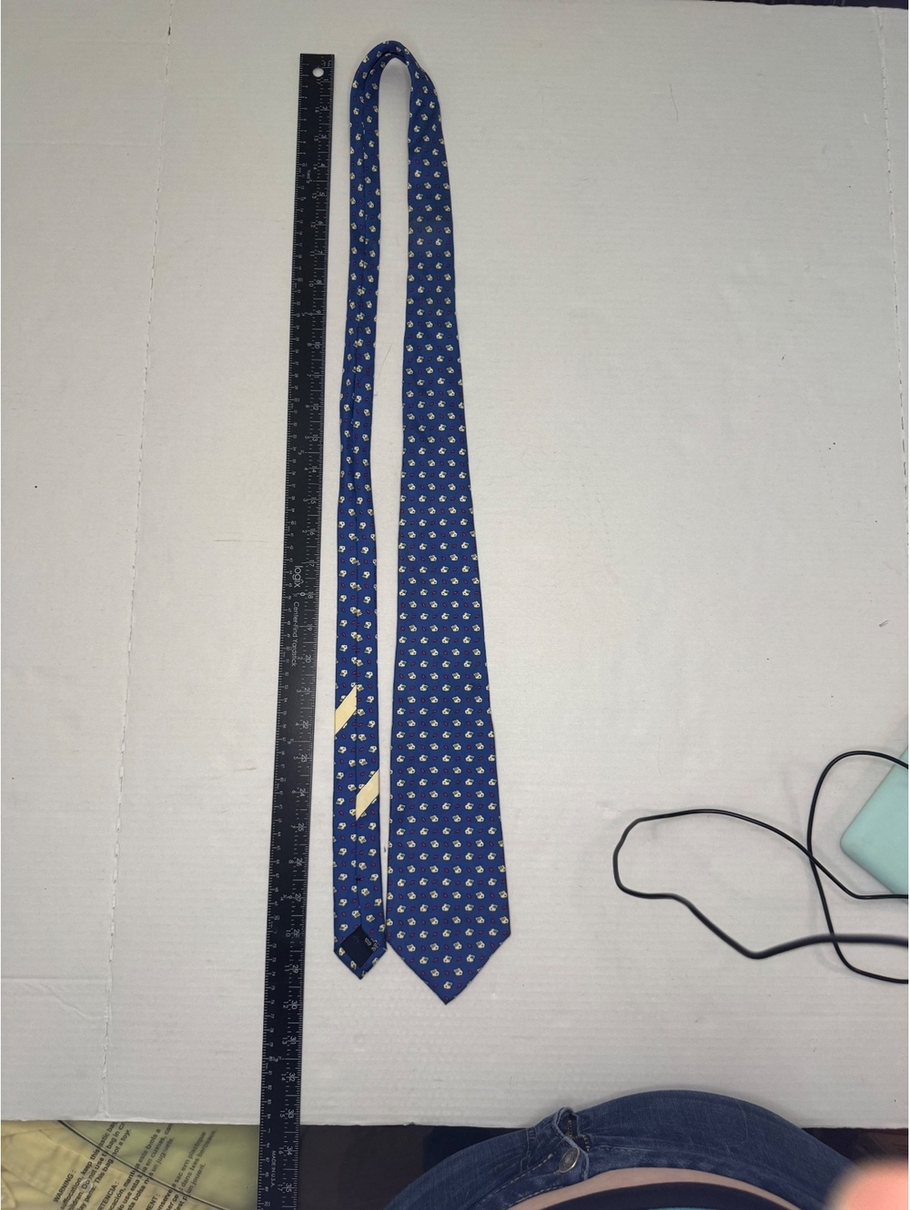 Salvatore Ferragamo Silk Tie Blue Bunny Rabbit Floral Novelty Made in Italy - Picture 9 of 9